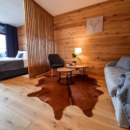Tee House Челадна Экстерьер фото