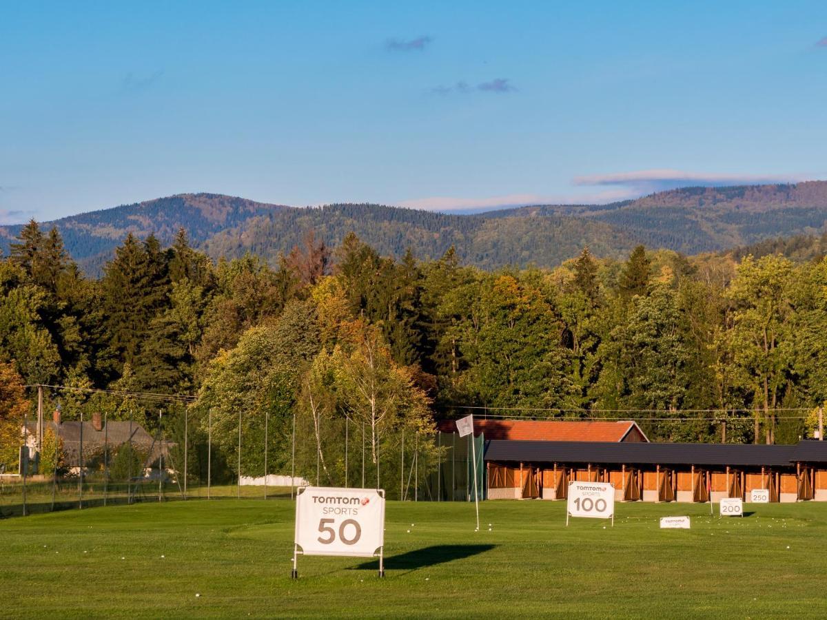 Tee House Челадна Экстерьер фото